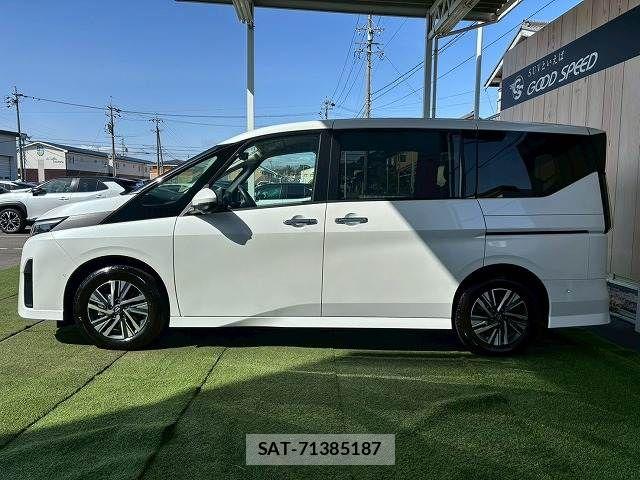 Nissan SERENA 2024-01 5877871-16