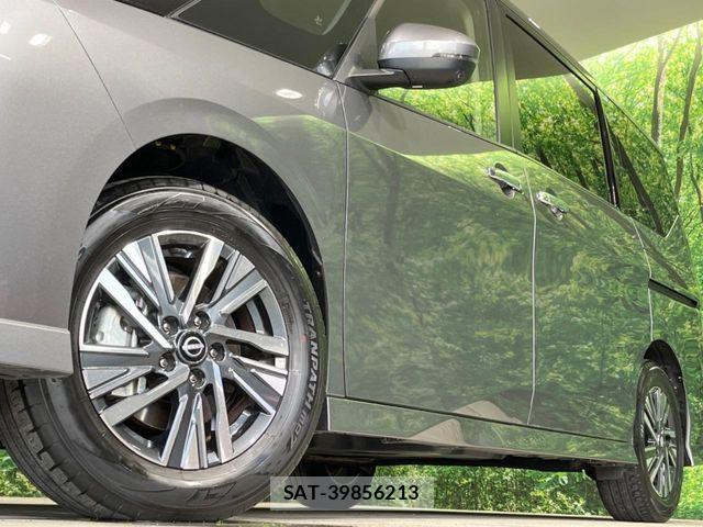 Nissan SERENA 2023-07 6017830-12