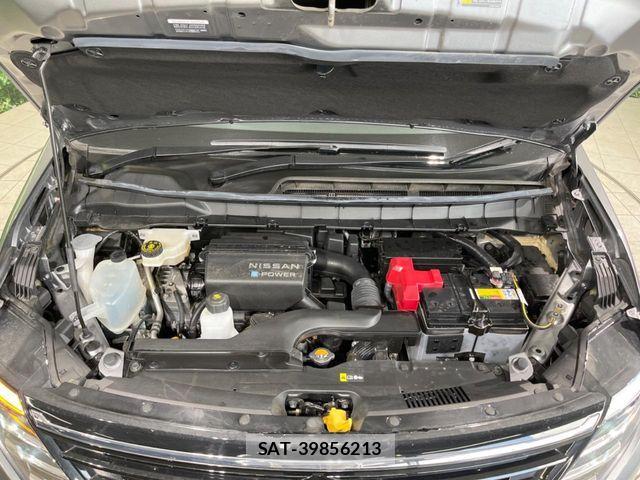 Nissan SERENA 2023-07 6017830-17