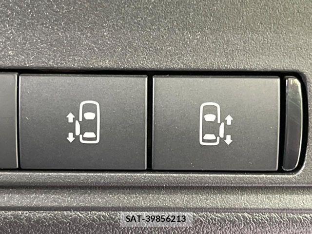 Nissan SERENA 2023-07 6017830-4