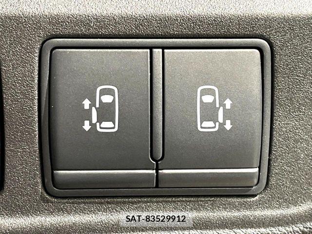 Nissan SERENA 2020-08 6017937-6