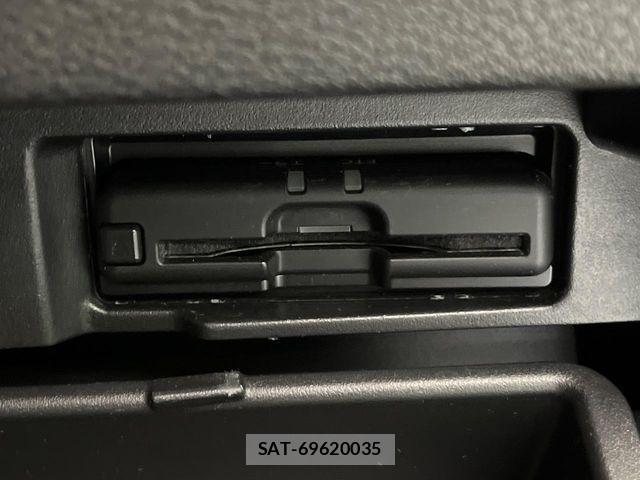 Nissan SERENA 2021-10 6017942-6