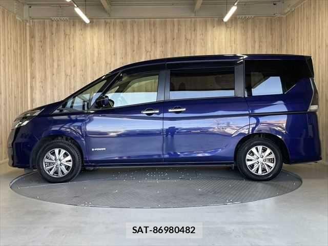Nissan SERENA 2019-04 6219322-19
