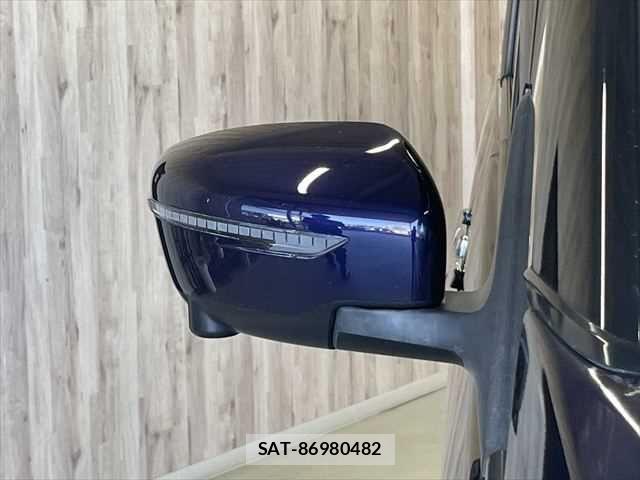 Nissan SERENA 2019-04 6219322-23