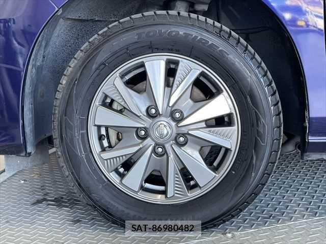 Nissan SERENA 2019-04 6219322-25