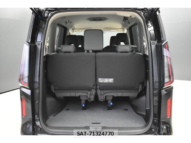 Nissan SERENA 2024-03 6219225-20
