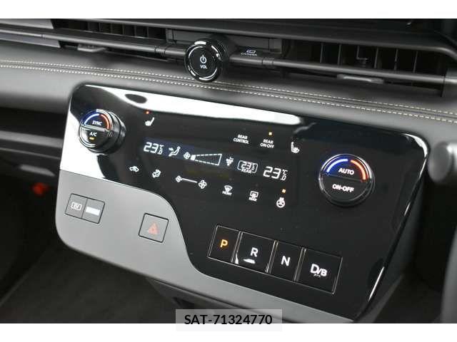 Nissan SERENA 2024-03 6219225-6