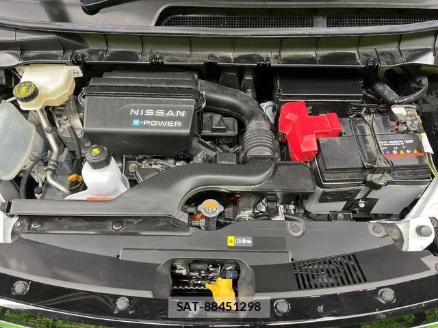 Nissan SERENA 2024-06 6247260-17