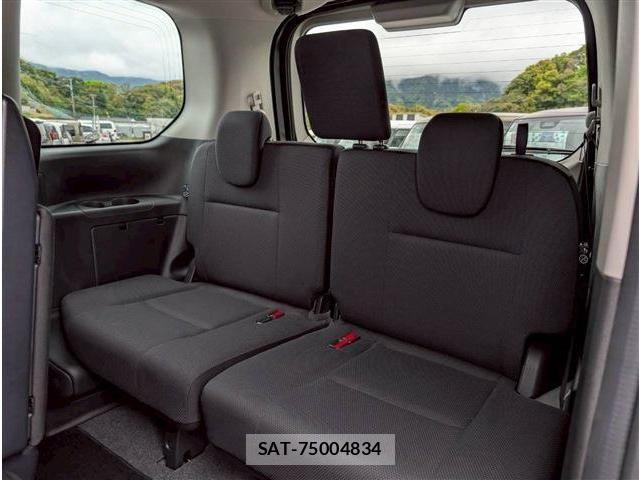 Nissan SERENA 2018-02 6277276-16