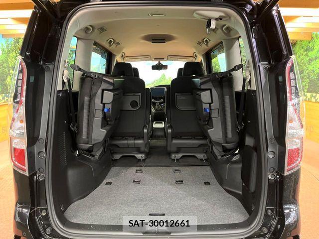 Nissan SERENA 2021-10 6502923-12
