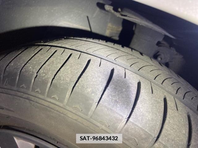 Nissan SERENA 2011-05 6614686-9