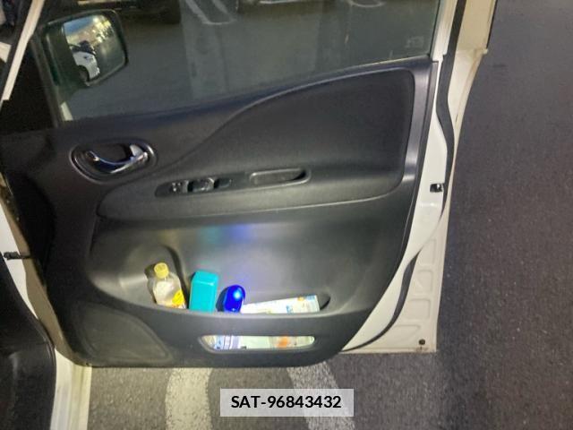 Nissan SERENA 2011-05 6614686-14