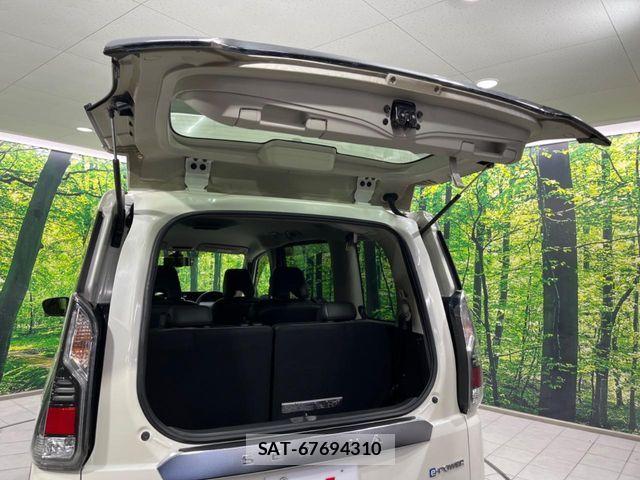 Nissan SERENA 2019-03 6614652-10