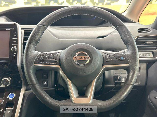 Nissan SERENA 2018-09 6614670-12