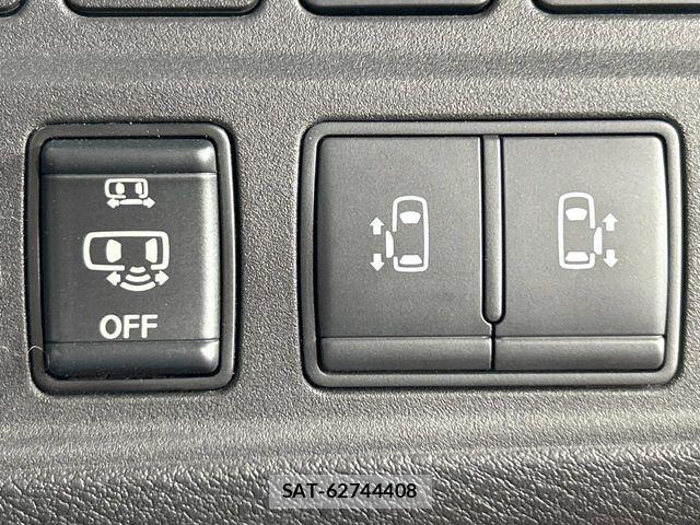 Nissan SERENA 2018-09 6614670-7
