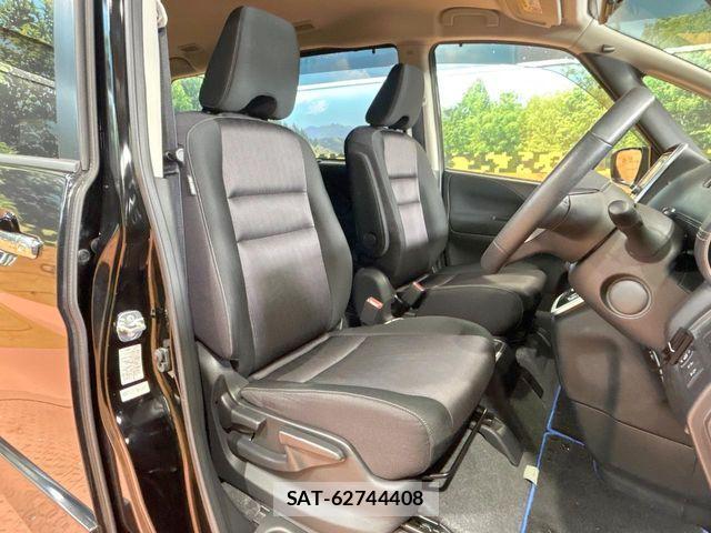 Nissan SERENA 2018-09 6614670-8