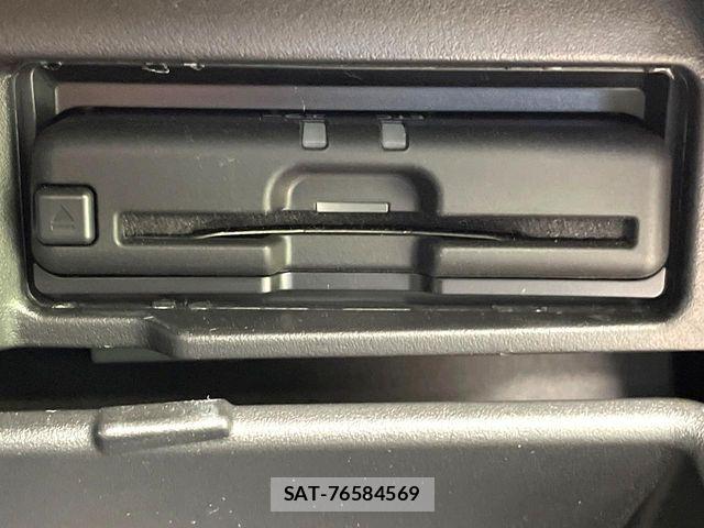 Nissan SERENA 2022-10 6614634-6