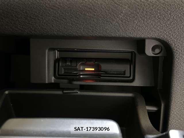 Nissan SERENA 2017-03 6614674-15