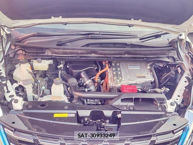 Nissan SERENA 2019-09 6614646-14