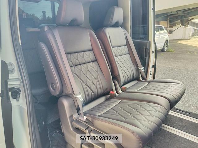Nissan SERENA 2019-09 6614646-27