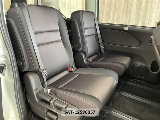 Nissan SERENA 2018-07 6614665-11