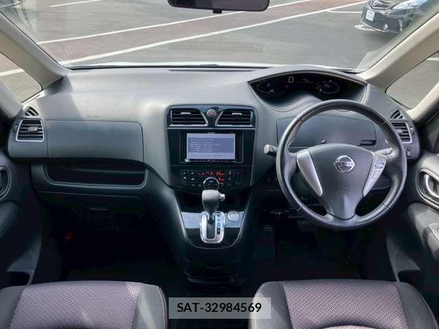 Nissan SERENA 2011-12 6642495-9