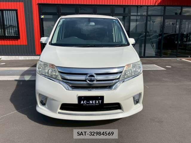 Nissan SERENA 2011-12 6642495-11