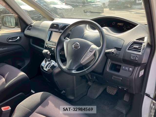 Nissan SERENA 2011-12 6642495-17
