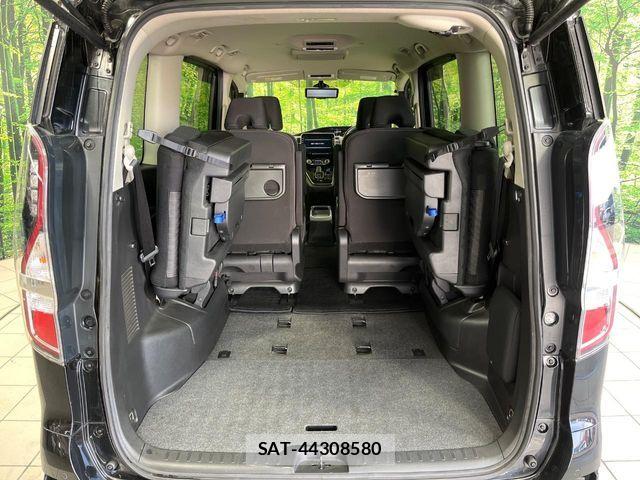 Nissan SERENA 2021-03 6642484-11