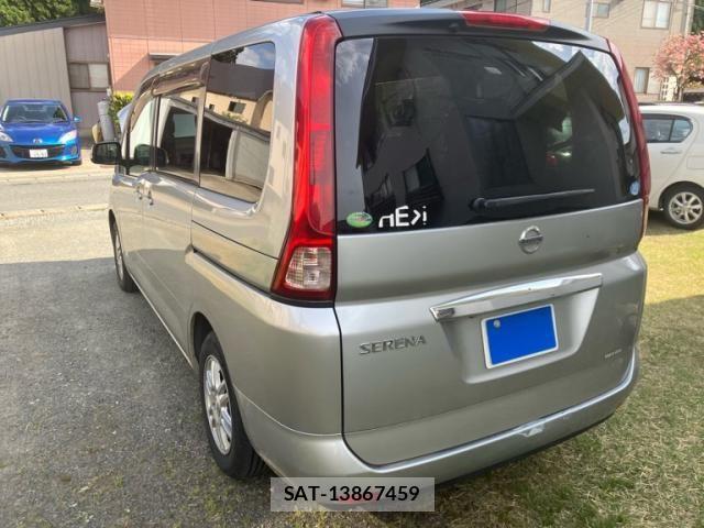 Nissan SERENA 2009-02 6673549-10