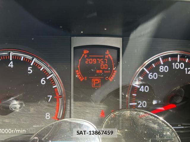 Nissan SERENA 2009-02 6673549-19