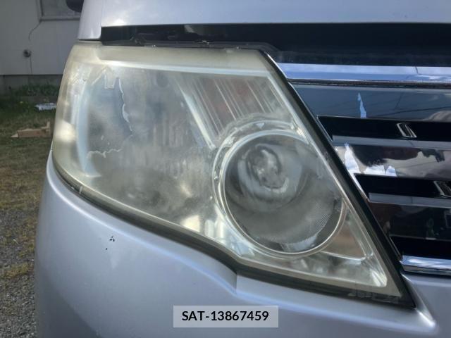 Nissan SERENA 2009-02 6673549-3