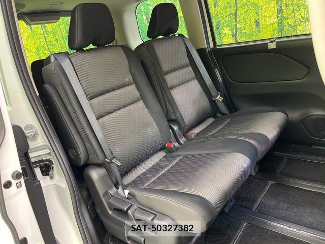 Nissan SERENA 2021-09 6673533-8
