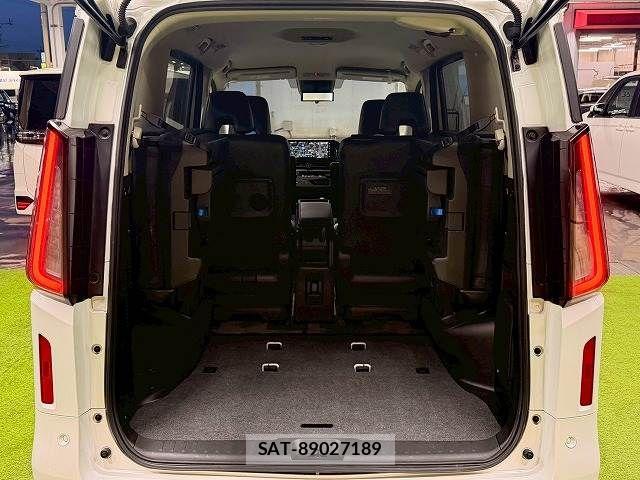 Nissan SERENA 2024-07 6673500-11