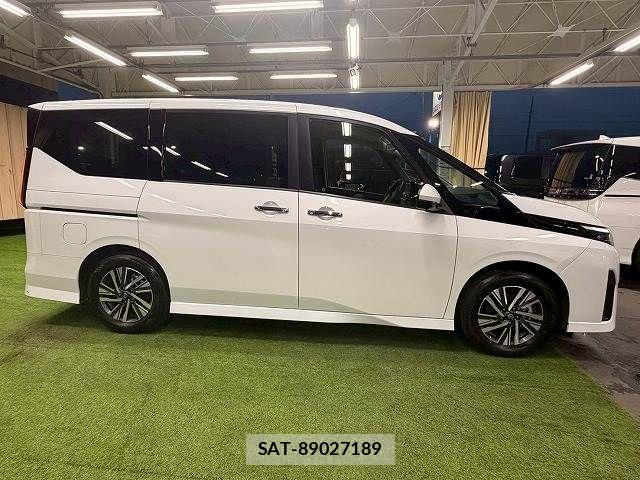 Nissan SERENA 2024-07 6673500-14