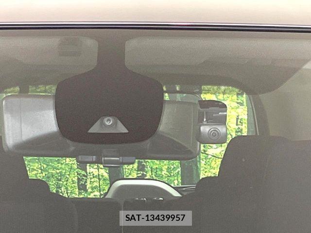 Nissan SERENA 2021-09 6673535-4