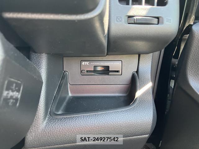 Nissan SERENA 2009-10 6673545-7