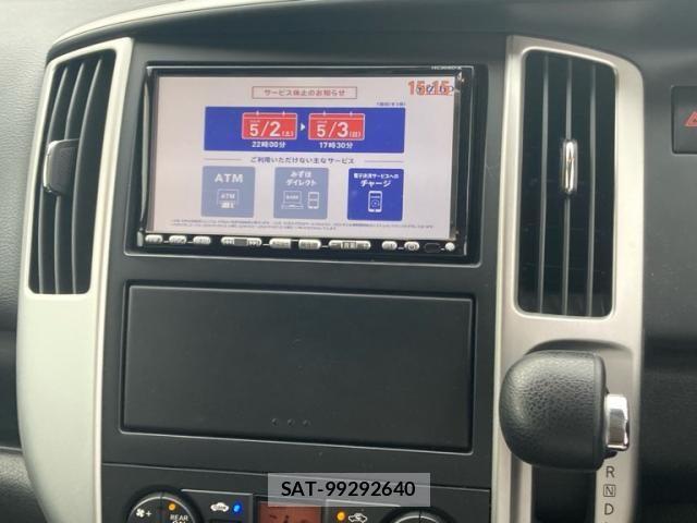 Nissan SERENA 2009-06 6673546-12