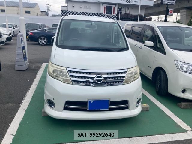 Nissan SERENA 2009-06 6673546-2
