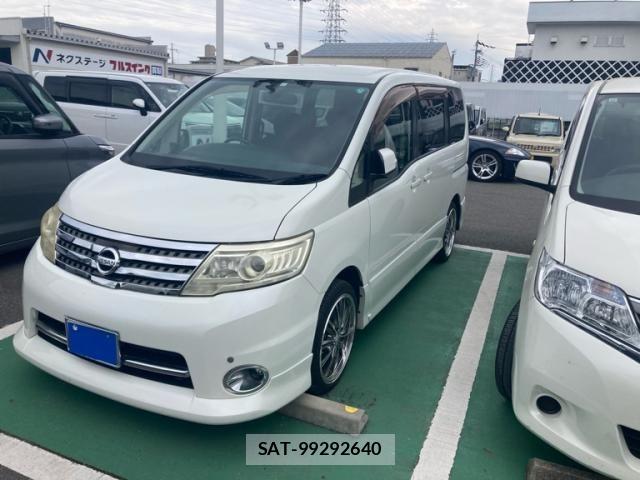 Nissan SERENA 2009-06 6673546-3