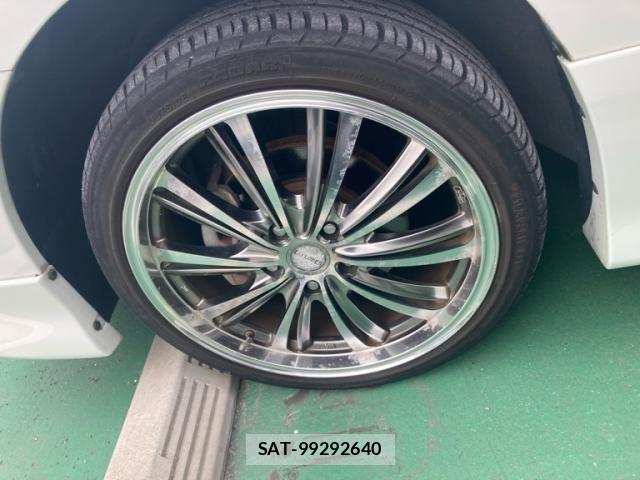 Nissan SERENA 2009-06 6673546-7