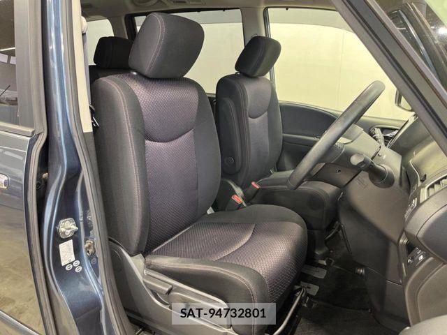 Nissan SERENA 2012-03 6677948-7