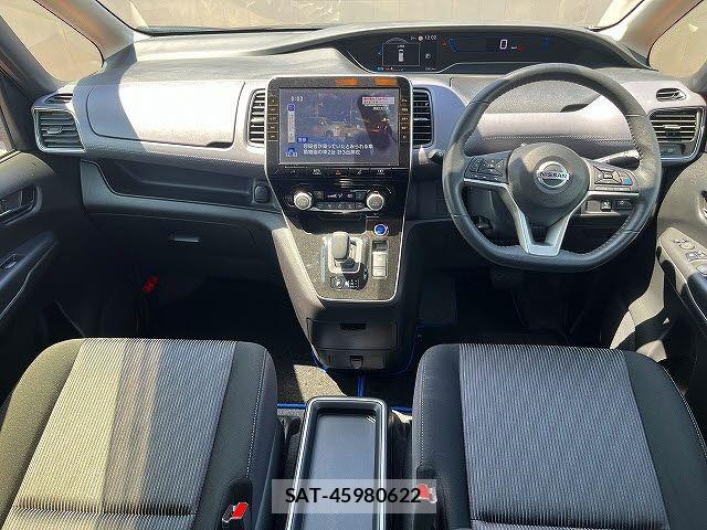 Nissan SERENA 2022-02 6677905-1
