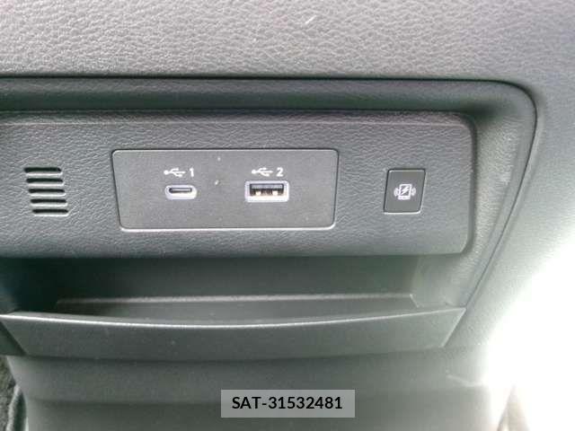 Nissan SERENA 2023-08 6677885-20