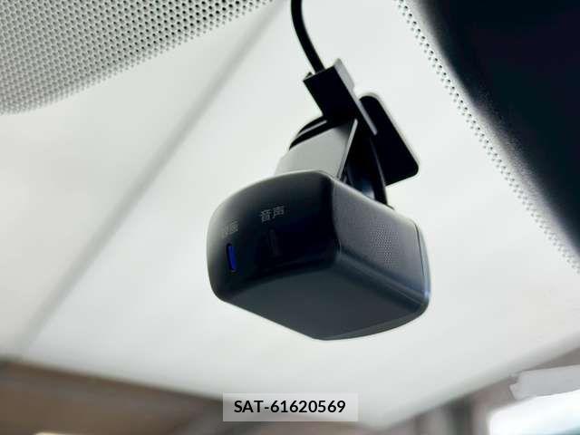 Nissan SERENA 2021-09 6677920-18