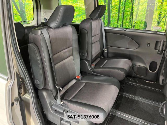 Nissan SERENA 2018-04 6677941-9