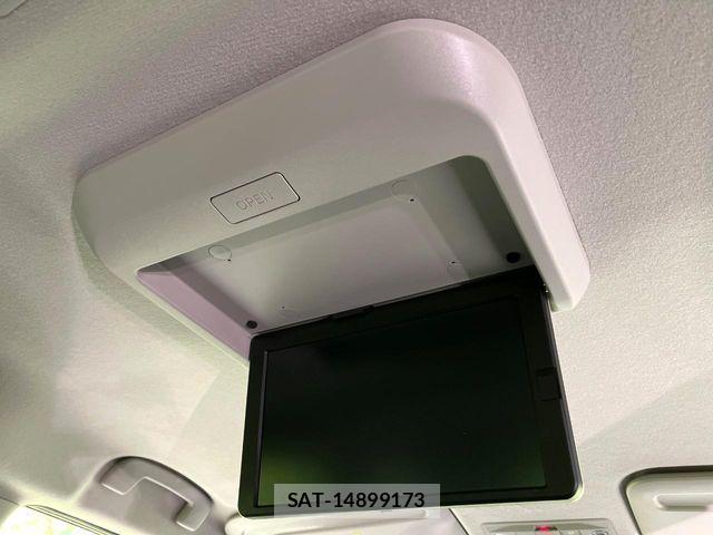 Nissan SERENA 2023-07 6677895-5
