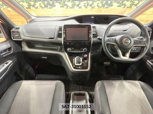 Nissan SERENA 2018-03 6677931-1