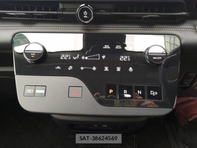 Nissan SERENA 2023-03 6677892-13