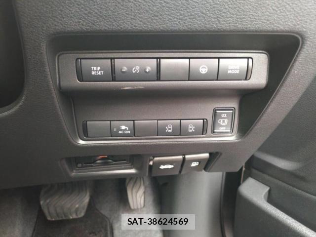 Nissan SERENA 2023-03 6677892-21